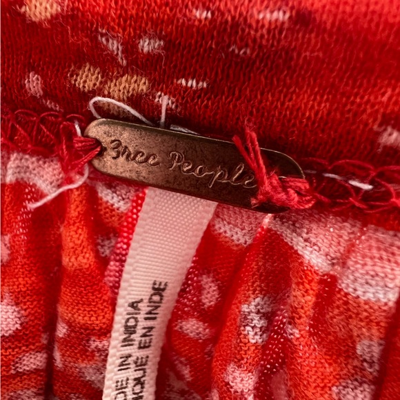 Free People Paisley Print Scoop Back T-Shirt Size Small - Picture 6 of 8